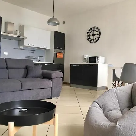 Apartment Sonny