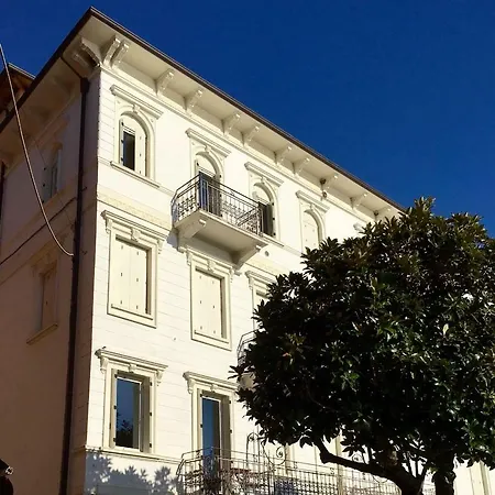 Sonny Apartment